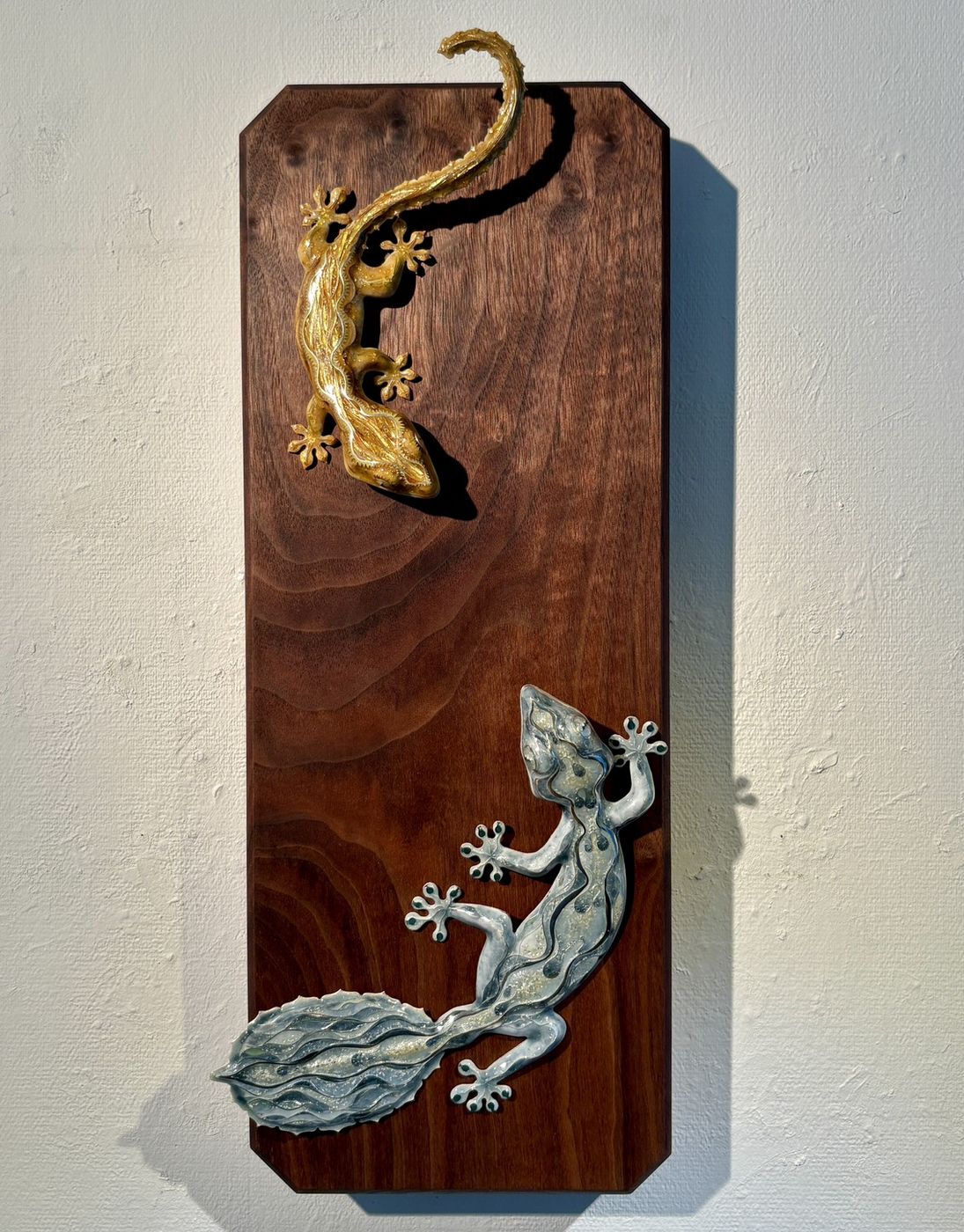 Heaven-Earth Guardian Gecko by Akira Hoshino